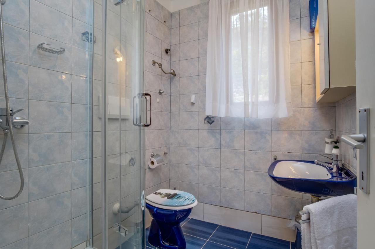Apartment Julija Mali Losinj